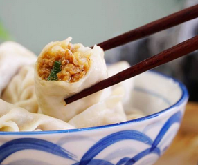 肉馅小水饺：传统美食的现代魅力