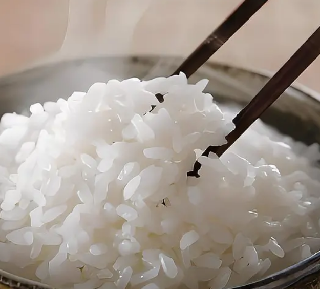 如何蒸米饭：轻松蒸出香甜米饭