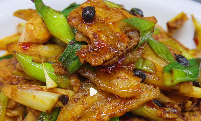 蒜苗炒肉怎么炒好吃