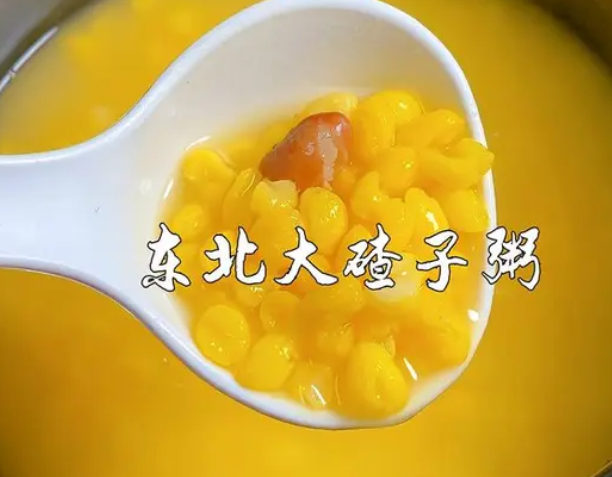 大碴子浸泡有讲究，掌握时间煮出软糯美味