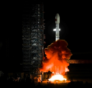 中国成功发射天链二号05星