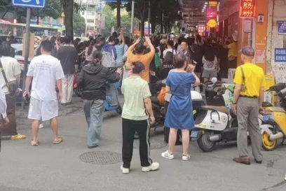 米粉店主否认刘畊宏团队强制清场：拍摄争议背后的沟通断层