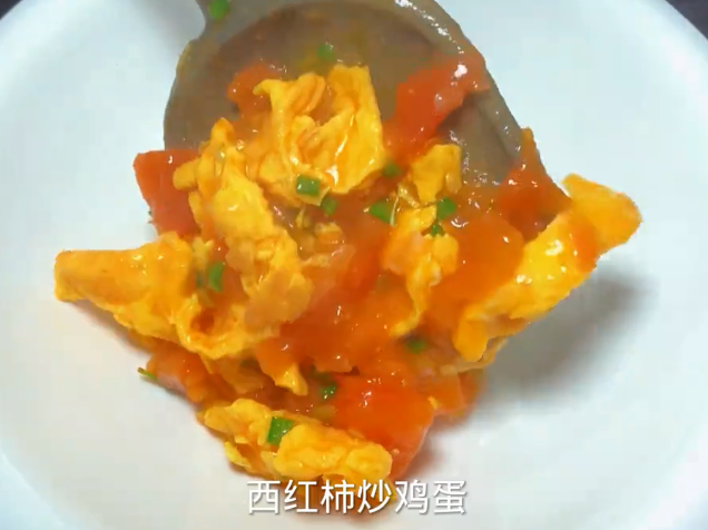 揭秘饭店西红柿炒鸡蛋秘诀，让你在家也能做出大厨味