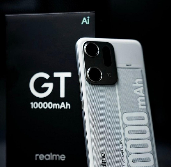 移动电源续航直接卷到10000mAh，满足全天候需求