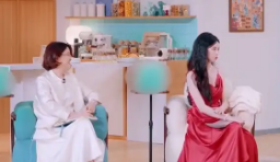 黄子韬甜蜜回应“徐艺洋没吃过爱情的苦”，网友：恋爱脑实锤
