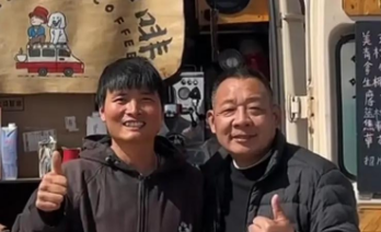 男子自驾偶遇于东来，暖心互动传递正能量