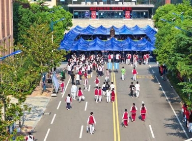 山东2025年夏季高考启幕 69.2万名考生赴考