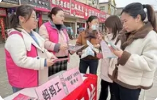 “妈妈岗”：职场与家庭的温暖平衡点